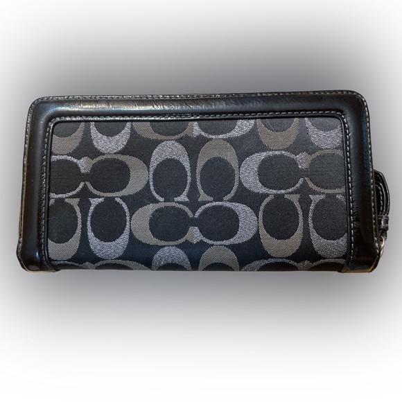 Trifold Coach Signature Monogram Long Wallet - Picture 4 of 4